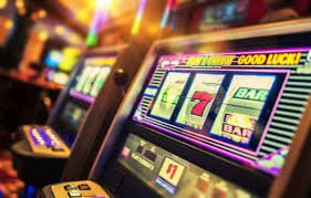 Antarmuka meja bandar poker ceritajudi dengan batas taruhan fleksibel